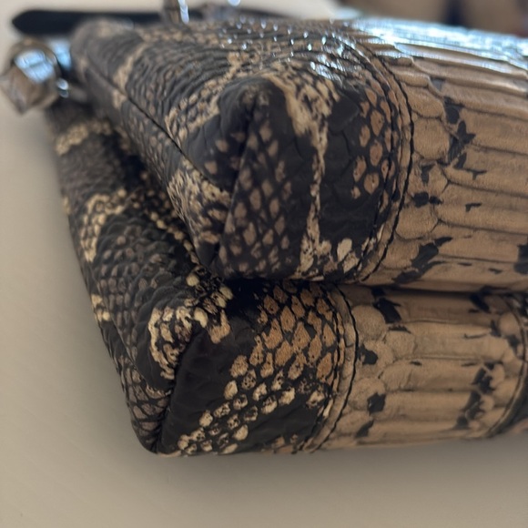 Coach Crosby Pieced Exotic Embossed Leather Gunmetal Gusset Zip Crossbody - Picture 11 of 16